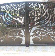 tree gate design